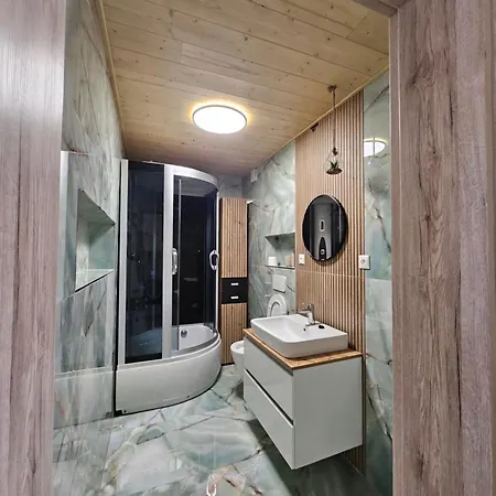 Wellness Toliar Tatry بيت ضيافة Stará Lesná